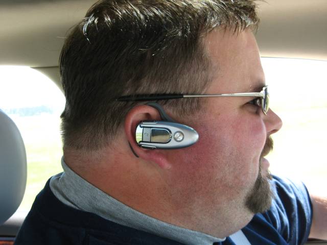 Gus with bluetooth